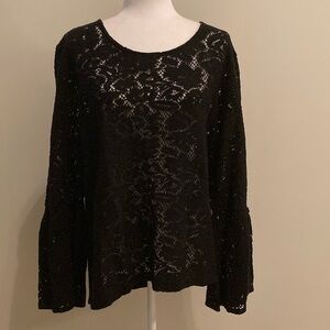 Chico’s Floral Crochet Top w/Bell Sleeves